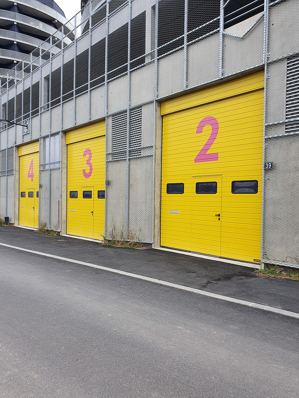 Portes industrielles et sectionnelles